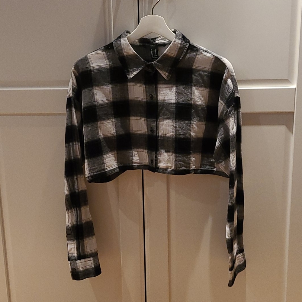 Forever 21 plaid crop shirt
